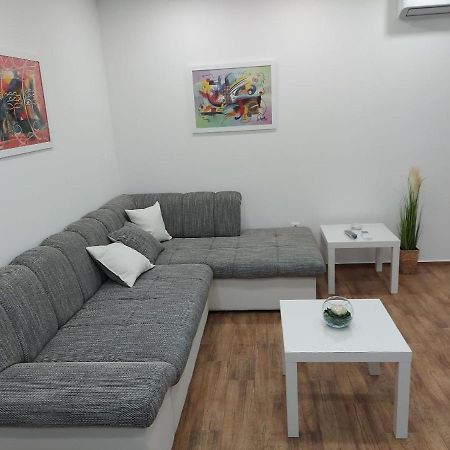 Cosy, Quiet & Brand New Apartment W/ Danube View Белград Екстериор снимка
